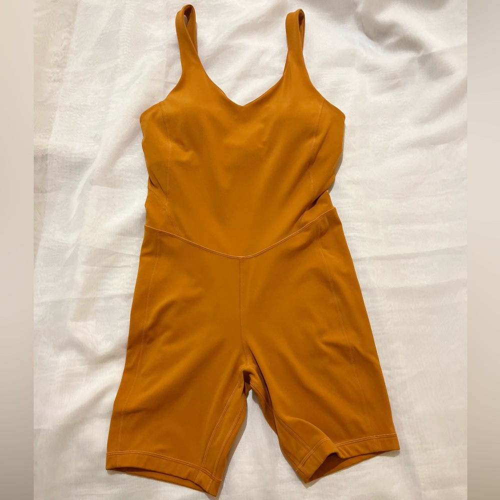 NWOT Lululemon Align Onesie 8"
Autumn Orange
Size 8